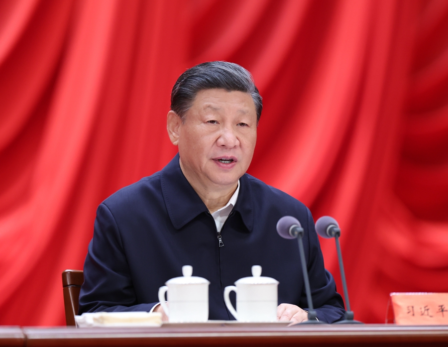 (近观中国)“开年第一课”，习近平为何这次专题讲金融