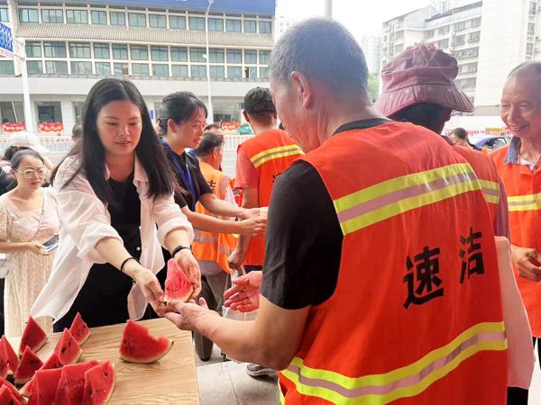 “纳凉点”送清凉(分离图)纳凉点图三.j(9346555)-20240725085747