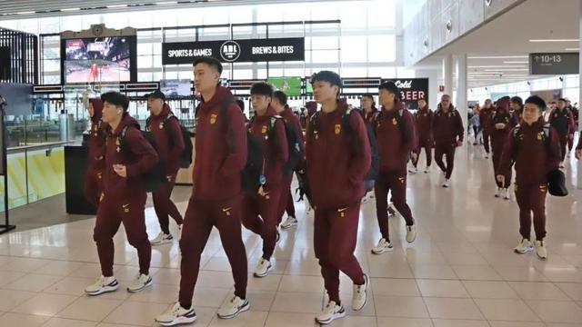 国足放弃包机抵澳备战世预赛，足协副主席：争取最好结果