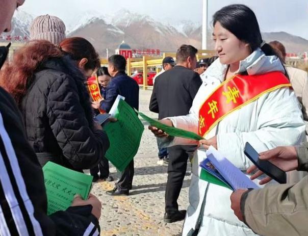 习近平总书记关切事·报效祖国 建功西部